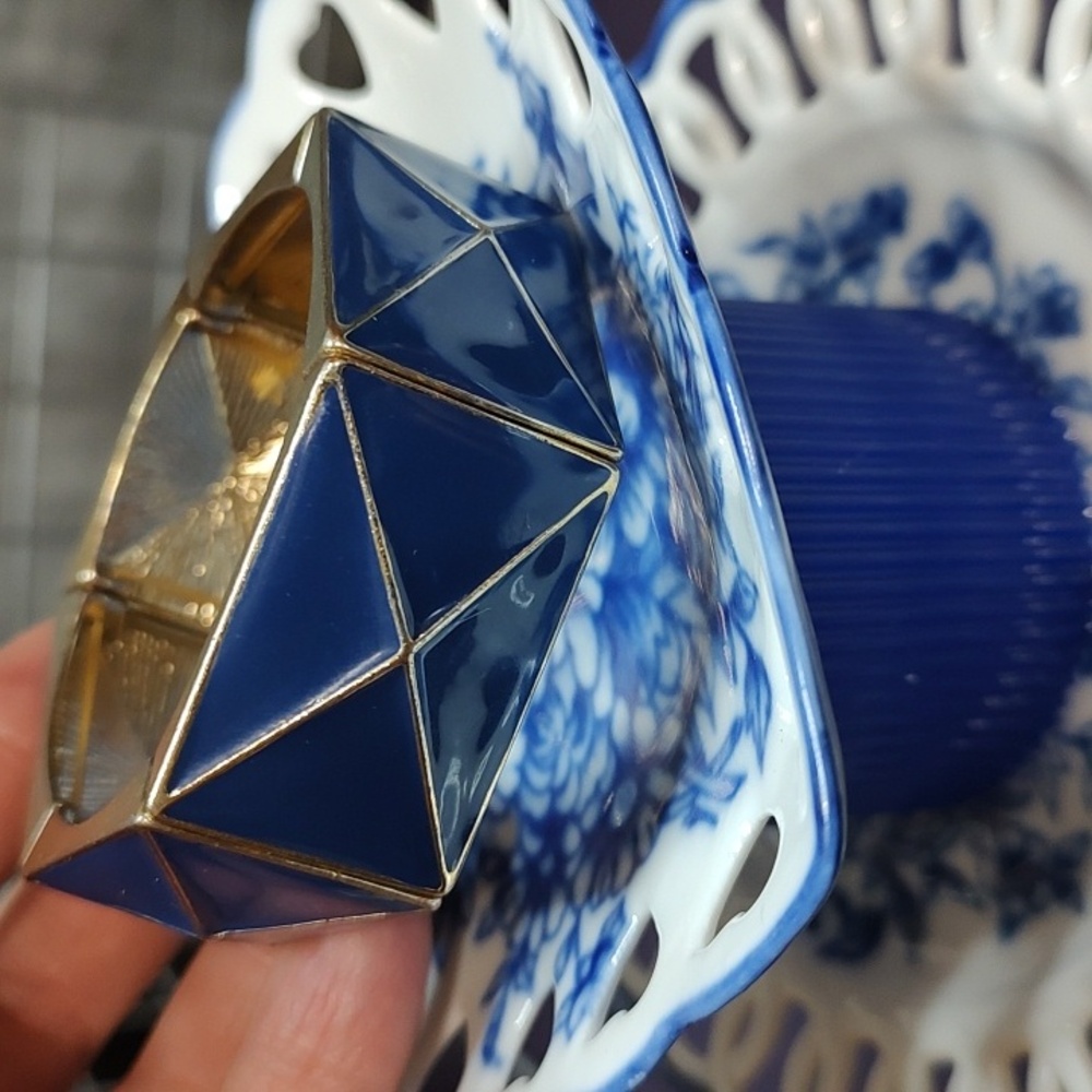 Geometric Blue and Gold Bracelet - Picture 5 of 5